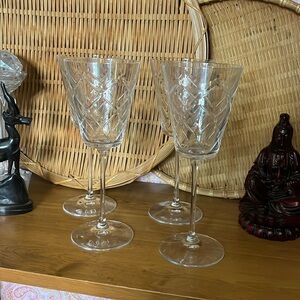 Wedgewood crystal wine glasses set of 4